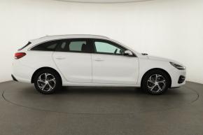 Hyundai i30  1.6 CRDi 