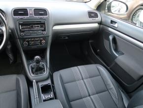 Volkswagen Golf  1.6 TDI 