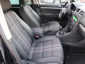 Volkswagen Golf  1.6 TDI 