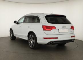 Audi Q7  3.0 TDI S-Line 