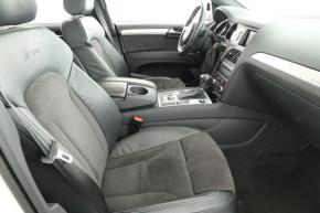 Audi Q7  3.0 TDI S-Line 