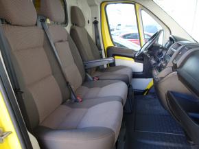 Peugeot Boxer  2.0 BlueHDi 