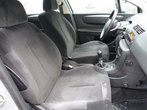 Citroen C4  1.4 16V 