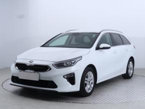 Kia Ceed  1.5 T-GDI Top 