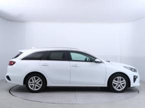 Kia Ceed  1.5 T-GDI Top 