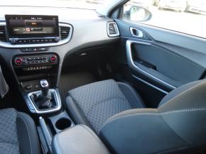 Kia Ceed  1.5 T-GDI Top 