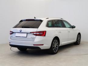 Škoda Superb  2.0 TDI Style 