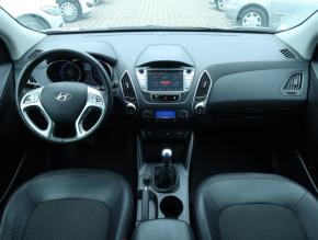 Hyundai ix35  2.0 CRDi 