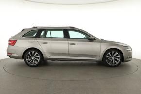 Škoda Superb  2.0 TDI Laurin & Klement 