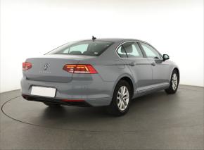 Volkswagen Passat  1.5 TSI Business 