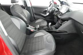 Peugeot 2008  1.2 PureTech 