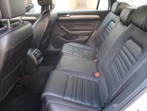 Volkswagen Passat  2.0 TDI R-Line 