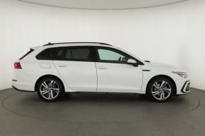 Volkswagen Golf  1.5 eTSI R-Line 