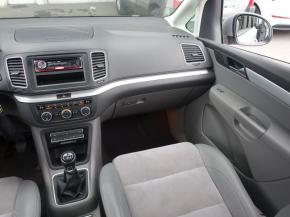 Volkswagen Sharan  2.0 TDI 