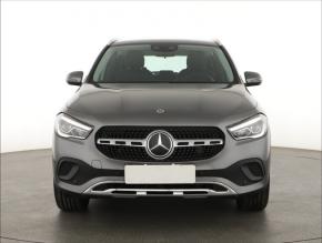 Mercedes-Benz GLA  GLA 200 