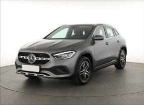 Mercedes-Benz GLA  GLA 200 