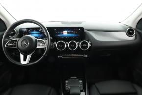 Mercedes-Benz GLA  GLA 200 