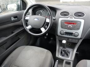 Ford Focus  1.6 16V 