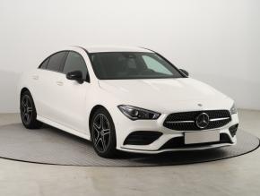 Mercedes-Benz CLA  200 