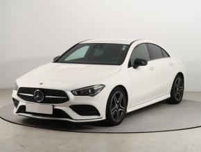 Mercedes-Benz CLA  200 