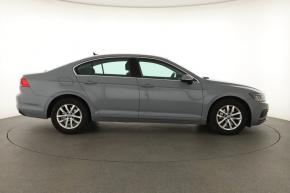 Volkswagen Passat  1.5 TSI 