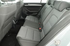 Volkswagen Passat  1.5 TSI 