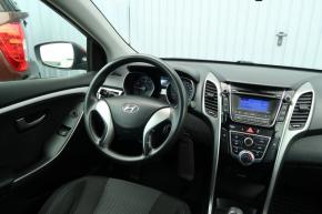 Hyundai i30  1.4 CVVT 