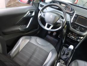 Peugeot 2008  1.6 BlueHDi 