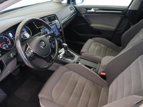 Volkswagen Golf  2.0 TDI 