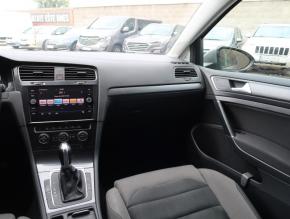 Volkswagen Golf  1.6 TDI 