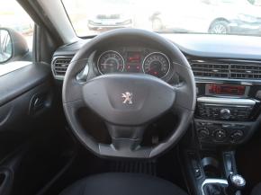 Peugeot 301  1.2 VTi 