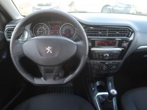 Peugeot 301  1.2 VTi 