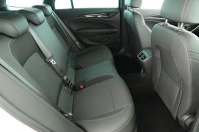 Opel Insignia  2.0 CDTI 