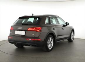 Audi Q5  2.0 TDI 