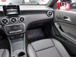 Mercedes-Benz A  A 180d 