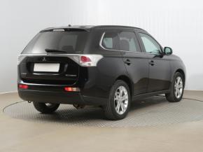 Mitsubishi Outlander  2.2 DI-D 