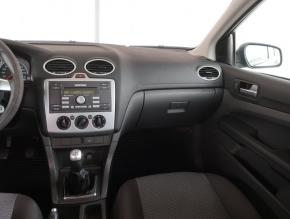 Ford Focus  1.6 16V 