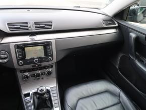 Volkswagen Passat  2.0 TDI 