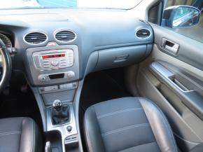 Ford Focus  1.6 16V 