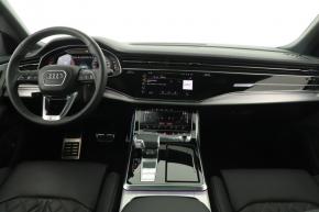 Audi Q8  50 TDI S-line 