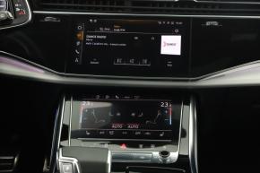 Audi Q8  50 TDI S-line 