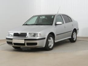 Škoda Octavia  1.6 Tour 