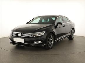 Volkswagen Passat  1.5 TSI 