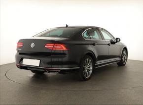 Volkswagen Passat  1.5 TSI 