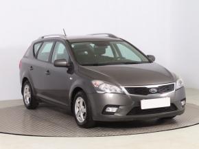 Kia Ceed  1.6 CVVT 