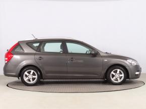 Kia Ceed  1.6 CVVT 