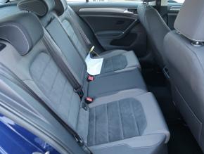 Volkswagen Golf  1.5 TSI 