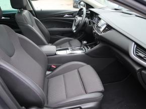 Opel Insignia  1.6 CDTI 