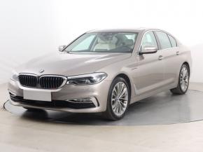 BMW 5  530e iPerformance 