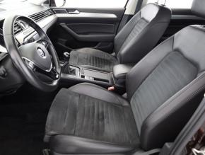 Volkswagen Passat  2.0 TDI 